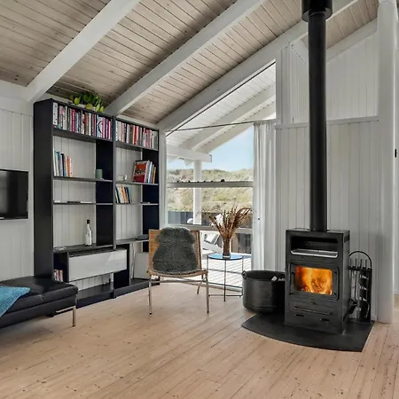 4 Bedroom Awesome In Harboore Сasa de vacaciones *